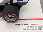 Modellautos 1:18 Minichamps Uralkali Haas VF-21 NL GP 2021 #47 M. Schumacher OVP