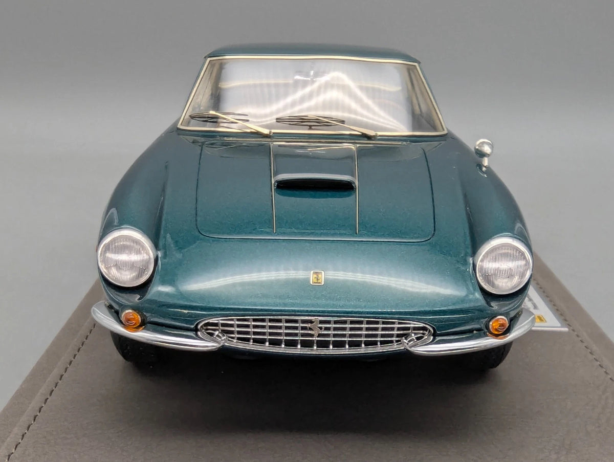 Modellautos 1:18 BBR Ferrari 500 Superfast SP 1964 Met. Grün 03/159 Stück OVP
