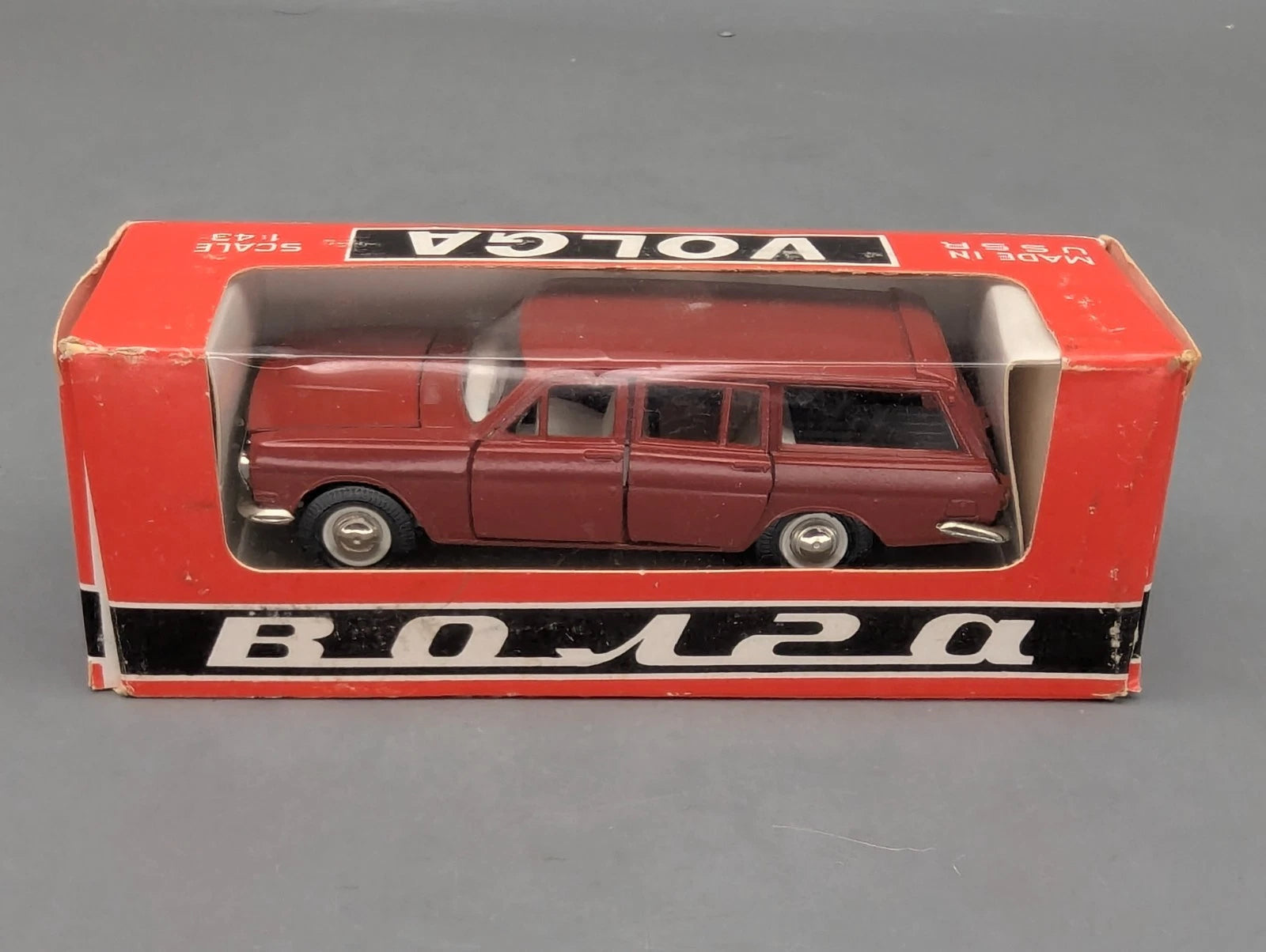 Modellautos 1:43 Agat / Tantal / Saratov GAZ-24-02 Wolga Kombi-Version mit OVP