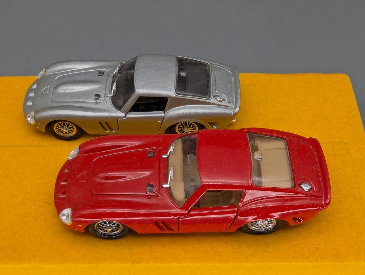 Modellautos 1:43 Solido Ferrari GTO TdF 1963 1964 2-tlg Set #165 #172 mit OVP