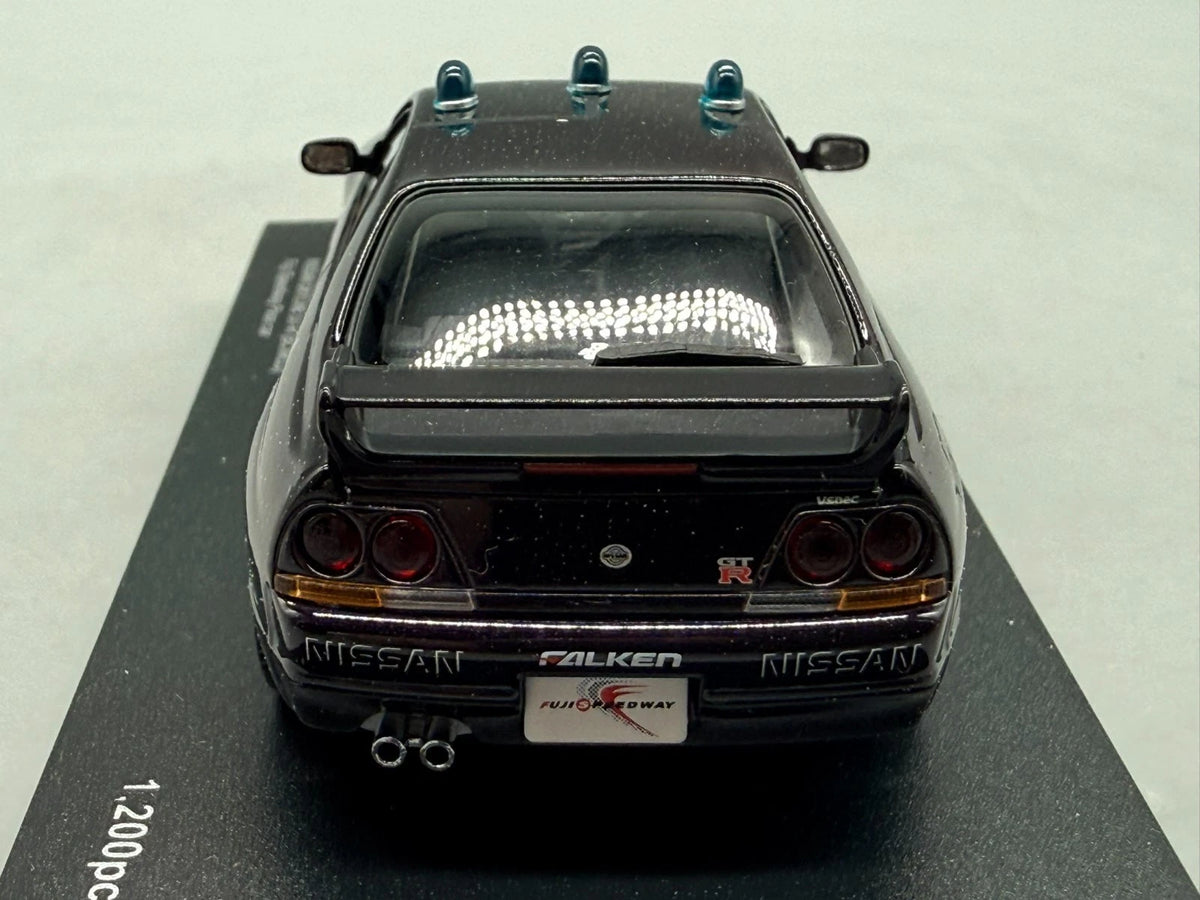 Modellautos 1:43 Kyosho Nissan Skyline GT-R (BCNR33) Fuji Speedway Pace Car +OVP