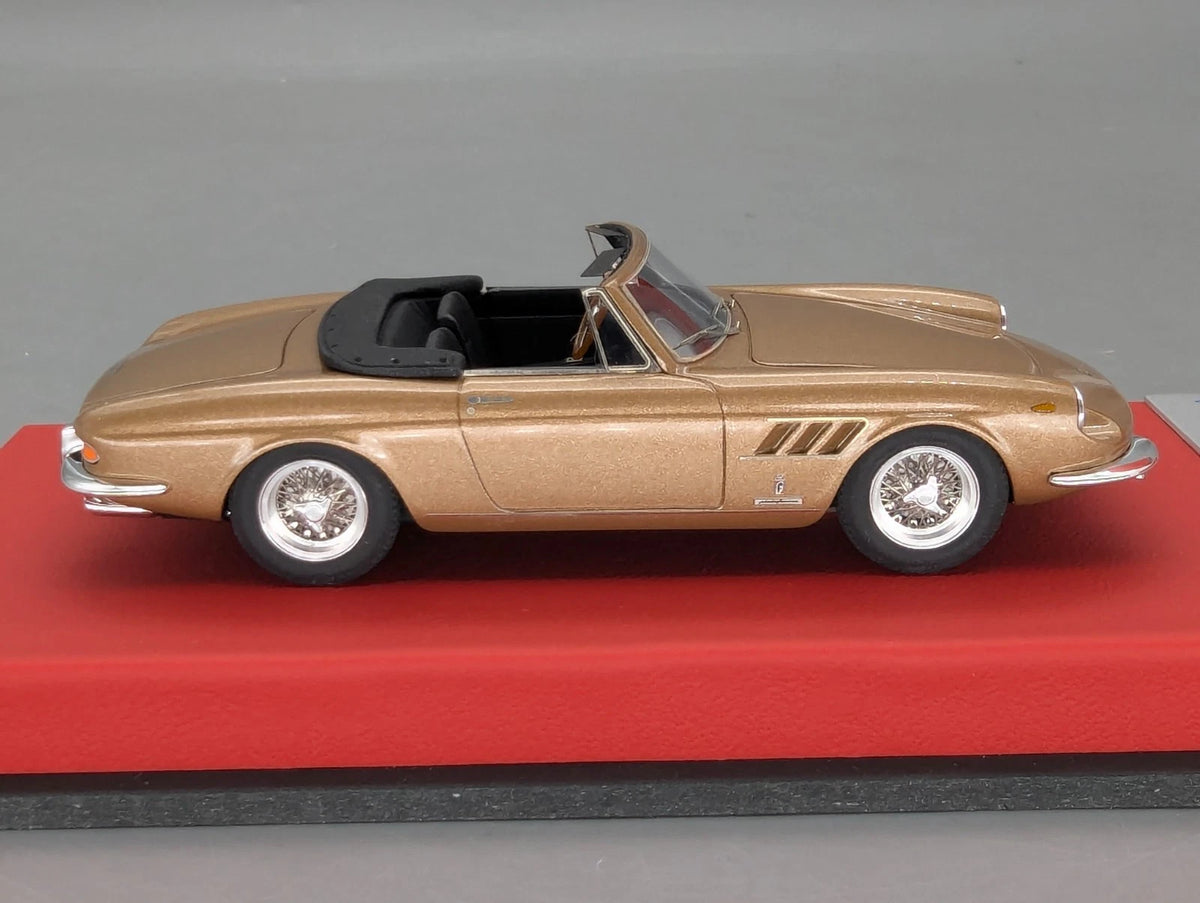 Modellautos 1:43 BBR Ferrari 330 GTS S/N 09781 Auction 2015 Limited 09/20 OVP