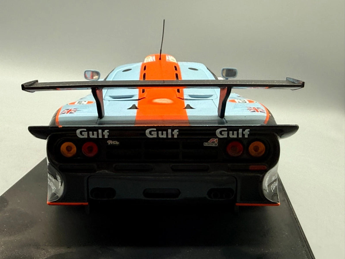 Modellautos 1:18 UT Models McLaren F1 GTR #40 mit OVP