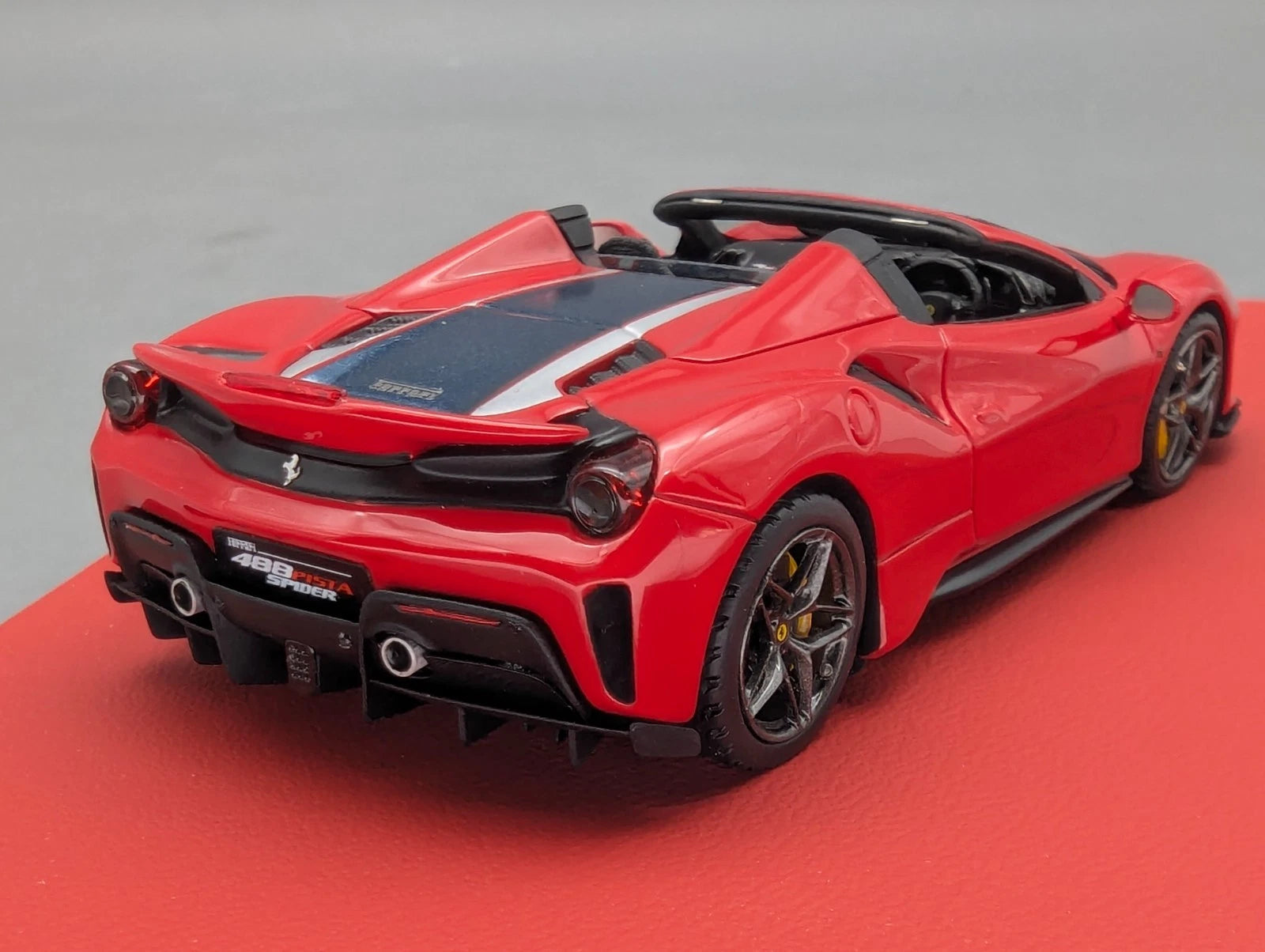 Modellautos 1:43 BBR Ferrari 488 Pista Spider RHD 2019 Limitiert 01/05 OVP