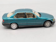 Modellautos 1:43 Solido BMW 325i mit Dealer OVP