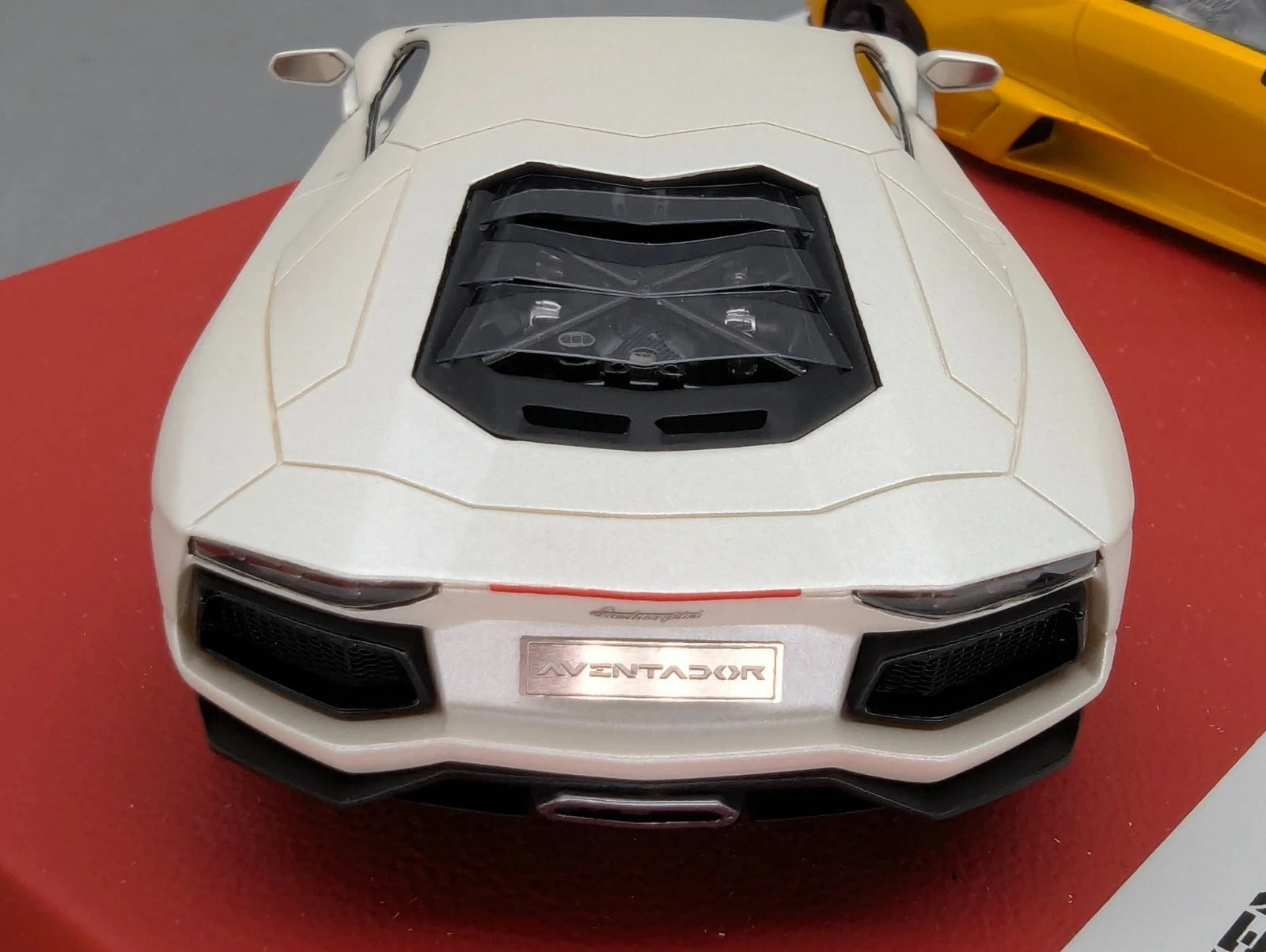 Eidolon Make Up 1:43 Lamborghini 50 Anniv. 2tlg Set Reventon Rd. + Aventador OVP