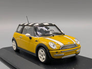 Modellautos 1:43 Minichamps Mini One 2001 Mellow Yellow Haube zum Öffnen mit OVP