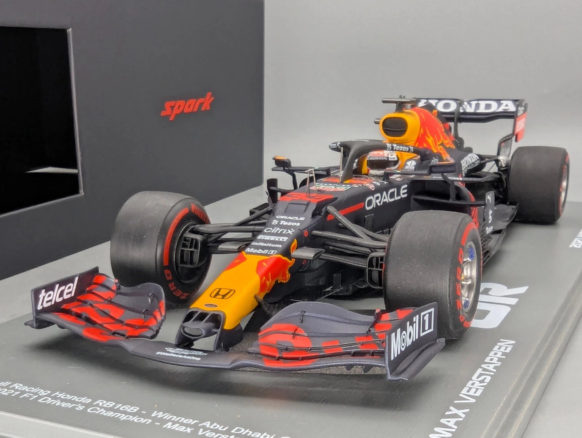 Modellautos 1:18 Spark Honda Red Bull RB16B WINNER Abu D 2021 #33 Verstappen OVP