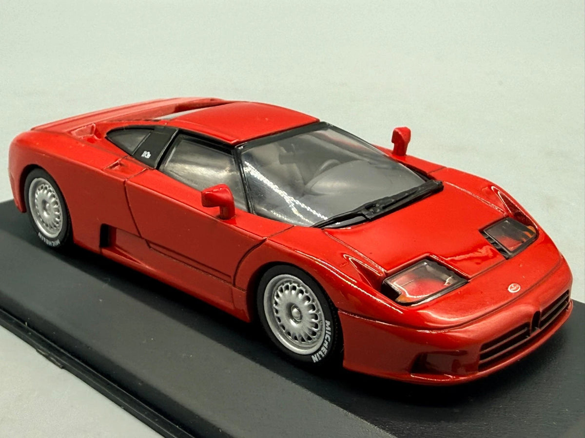 Modellautos 1:43 Minichamps Bugatti EB 110 mit OVP