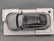 Modellautos 1:18 NZG Mercedes Benz EQE Alpin Grau Uni mit Dealer OVP