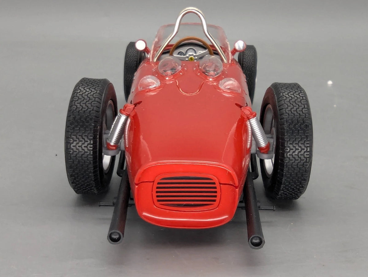 Modellautos 1:18 CMR 166 Ferrari Dino 156 Sharknose Weltmeister 1961 #2 Hill OVP