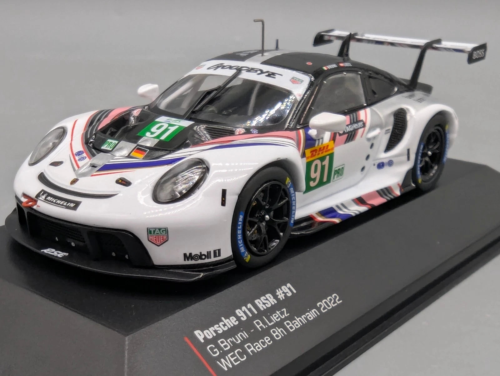 Modellautos 1:43 IXO Porsche 911 RSR WEC 8h Bahrain 2022 #91 Bruni Lietz mit OVP