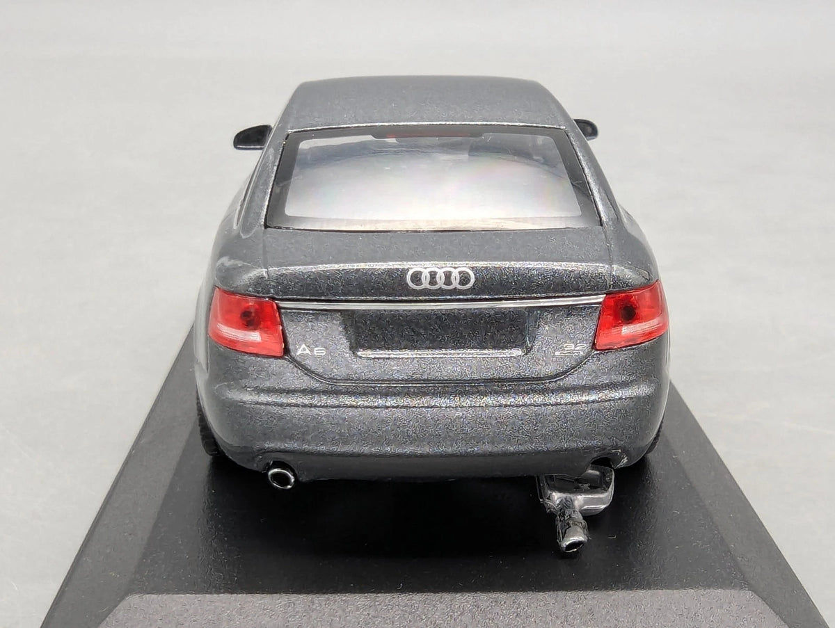 Modellautos 1:43 Minichamps Audi A6 Grau Metallic OVP