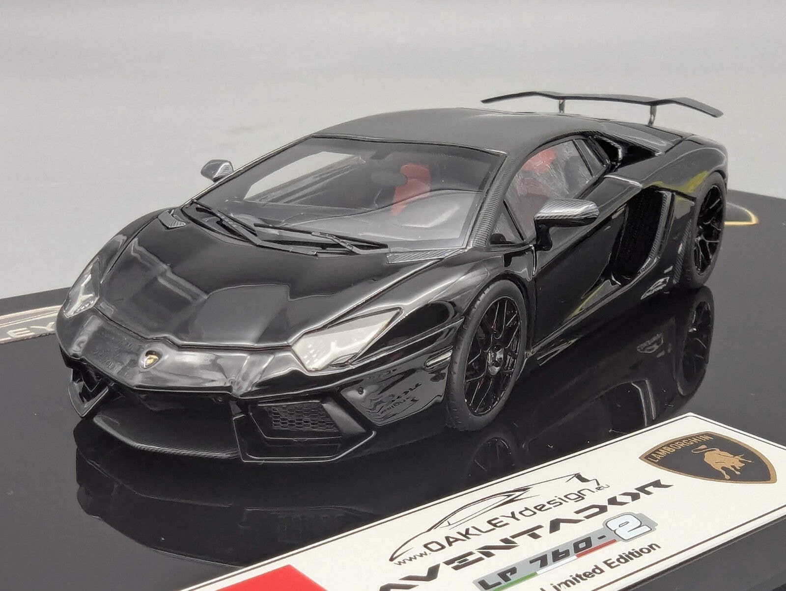 Eidolon Make Up 1:43 Lamborghini Aventador LP760-2 Engine Set Oakley Black OVP