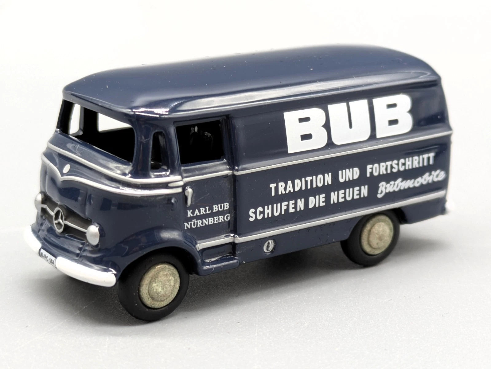 Modellautos 1:87 Premium ClassiXXs Bubmobile Jahresedition 2003 mit OVP