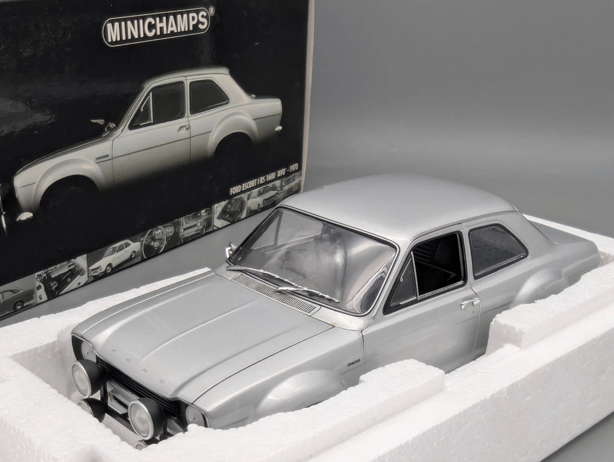 Modellautos 1:18 Minichamps Ford Escort I RS 1600 AVO 1970 Rechtslenker mit OVP
