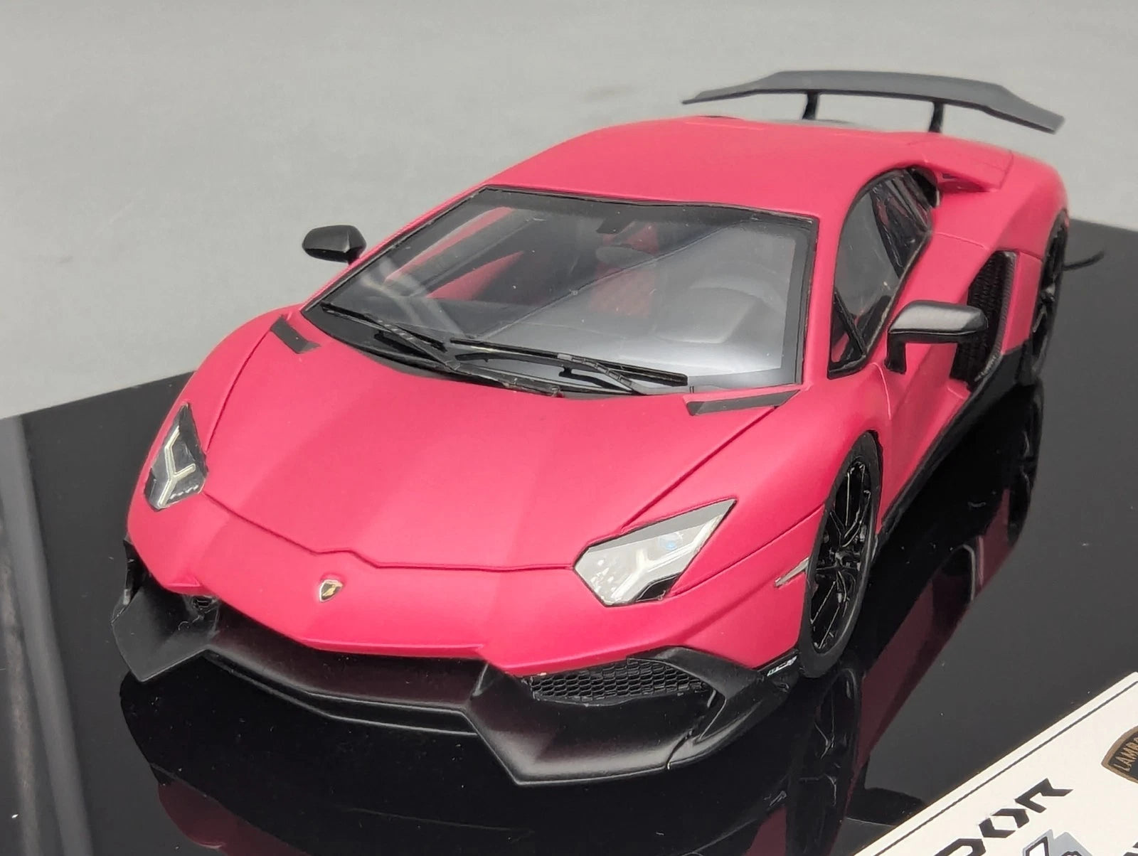Eidolon Make Up 1:43 Lamborghini Aventador LP720-4 2013 Ltd 2/7 Engine Set OVP
