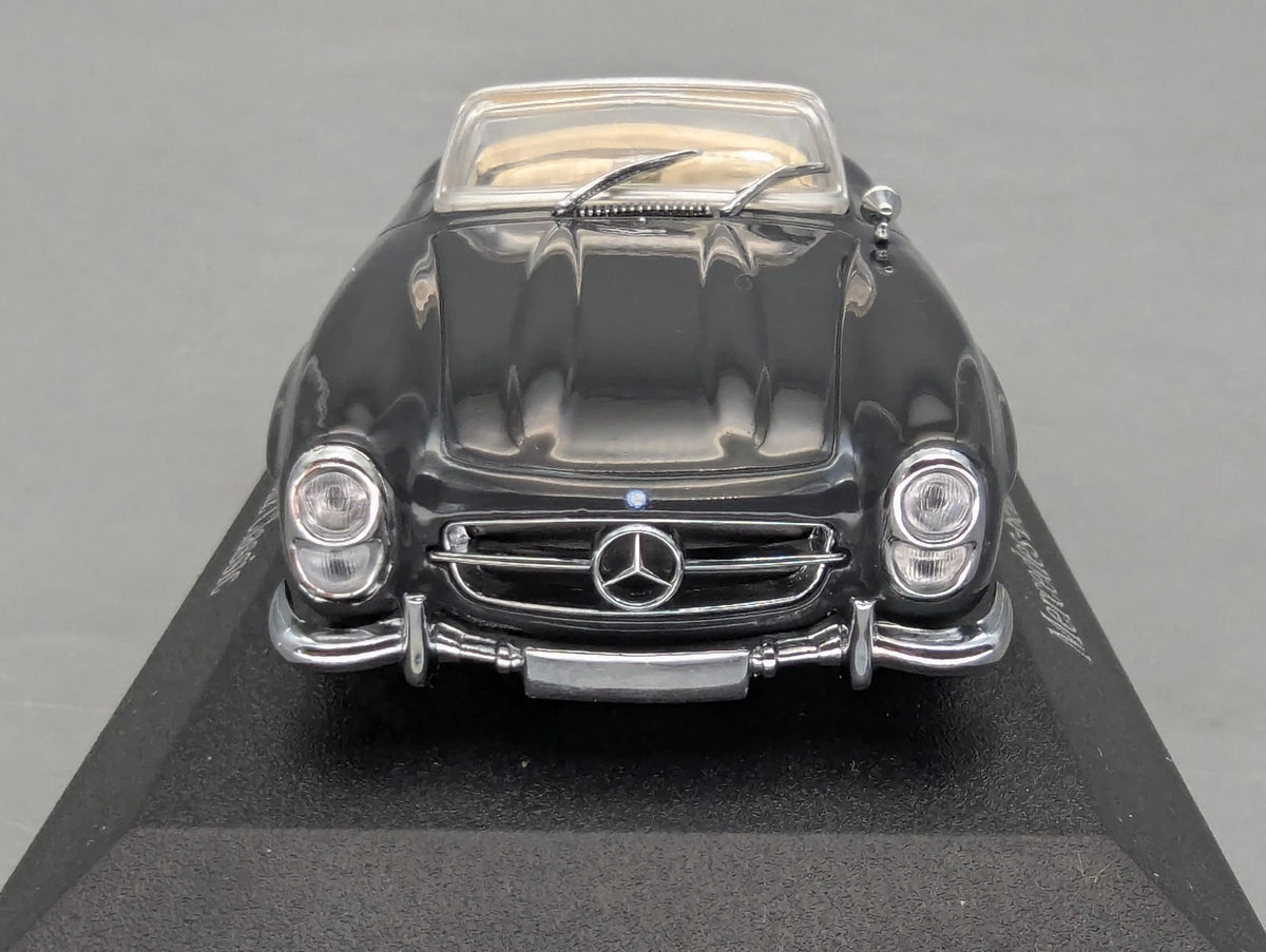 Modellautos 1:43 Minichamps Mercedes Benz 300 SL Graphitgrau Roadster Dealer OVP