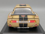 Modellautos 1:18 Minichamps BMW 320i Warsteiner DRM 1977 #4 J. Obermoser Vitrine