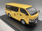 Modellautos 1:43 Ebbro Nissan NV350 Caravan School Bus 2012 in OVP