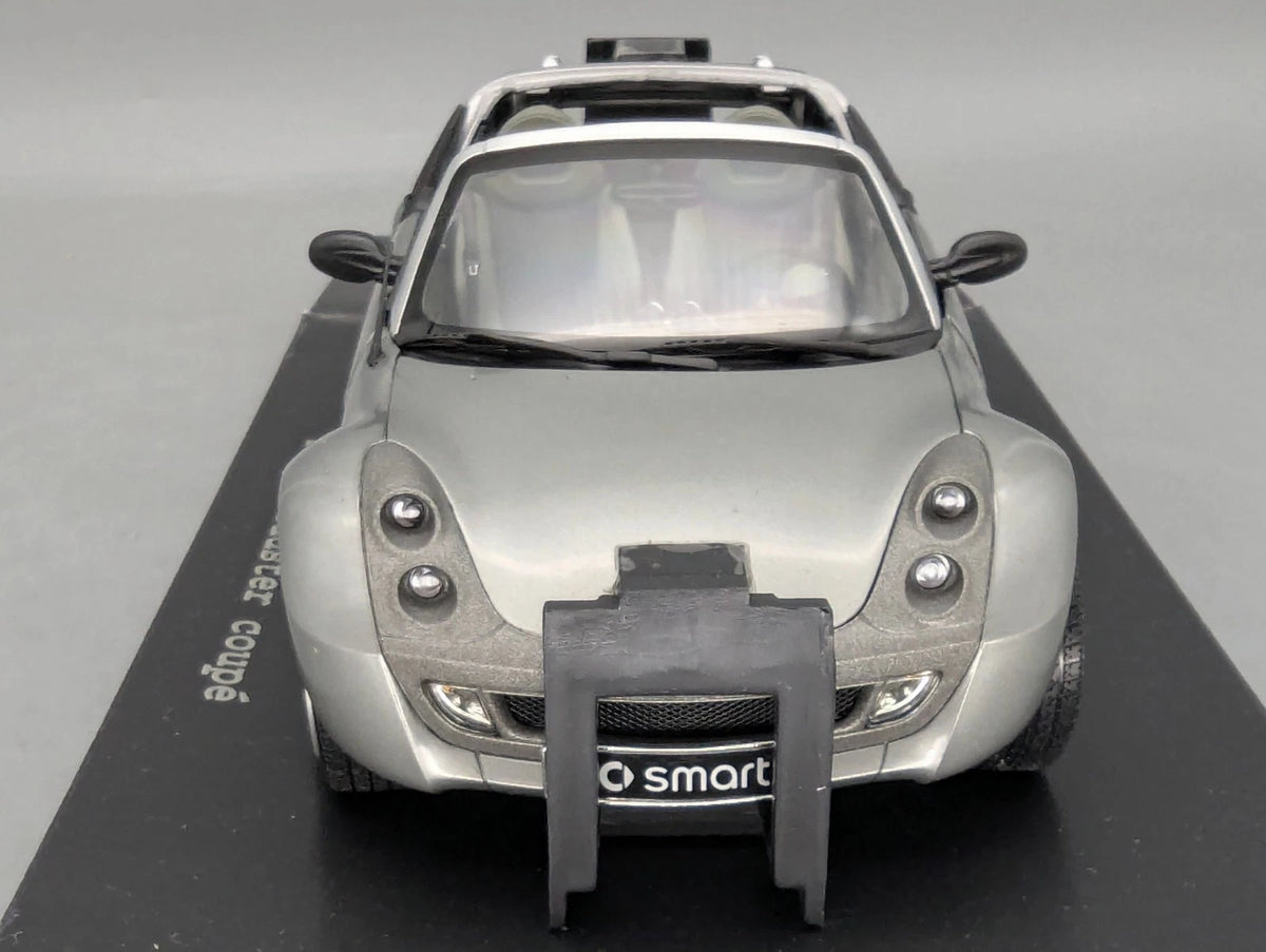 Modellautos 1:18 Kyosho Smart Roadster Coupe Glance Grey mit Dealer OVP
