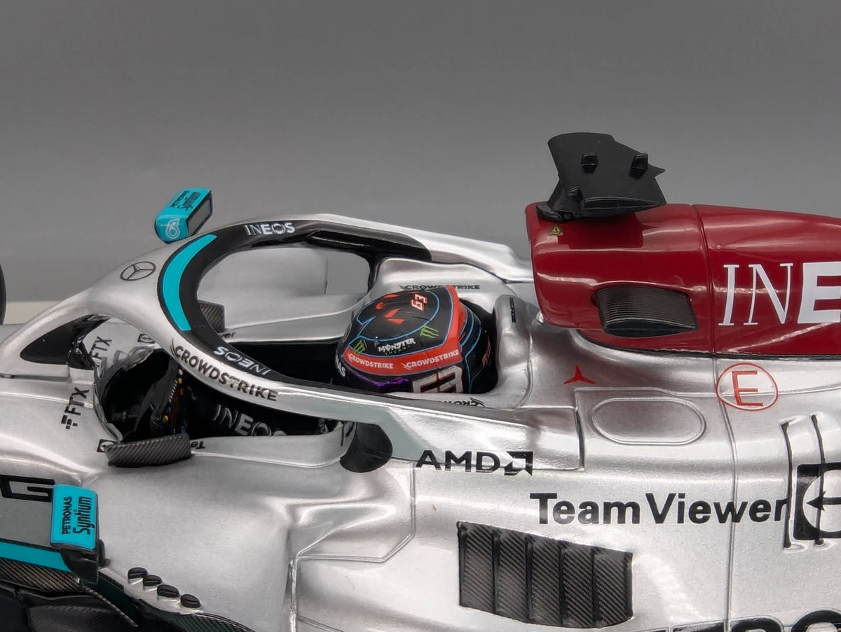 Modellautos 1:18 Minichamps Mercedes AMG F1 W13 E Performance #63 G. Russell OVP