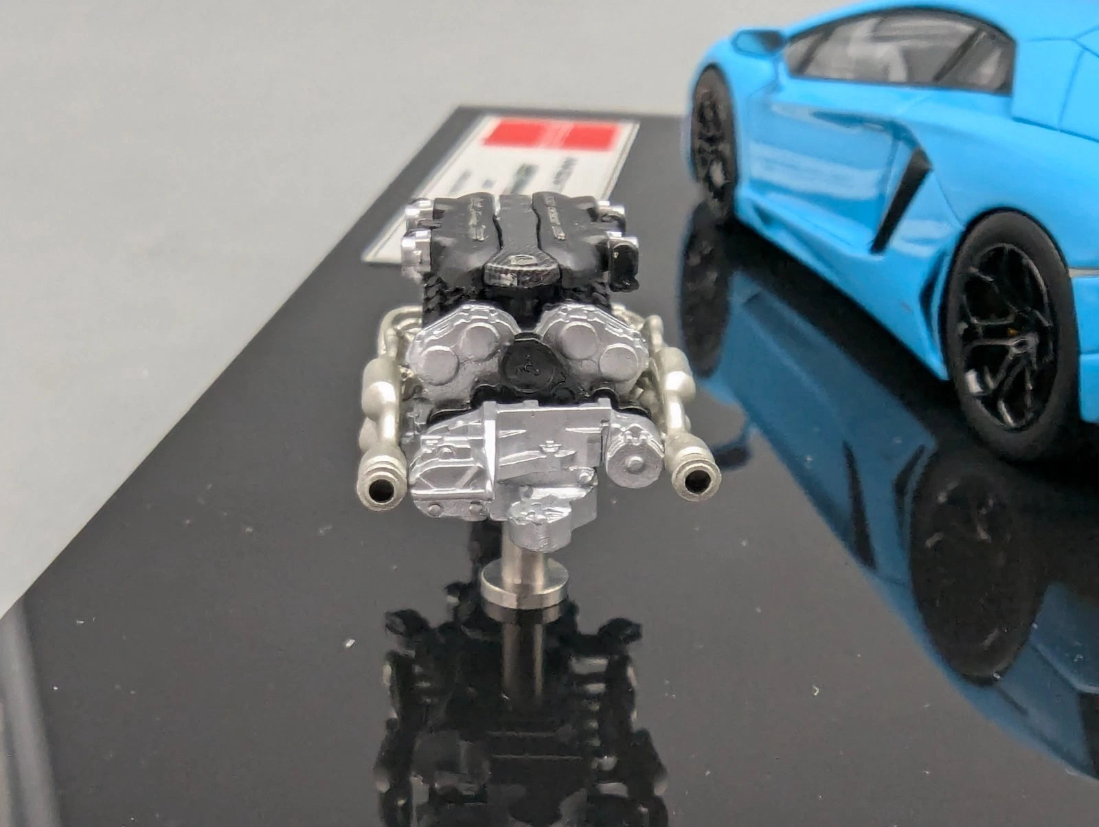 Eidolon Make Up 1:43 Lamborghini Aventador LP700-4 2011 Engine Set 09/10 OVP