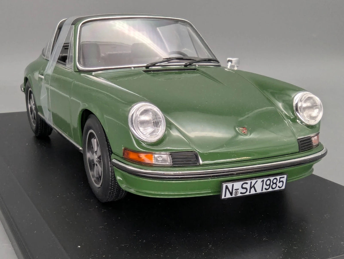 Modellautos 1:18 Norev Porsche 911 S Targa 1973 Grün mit OVP