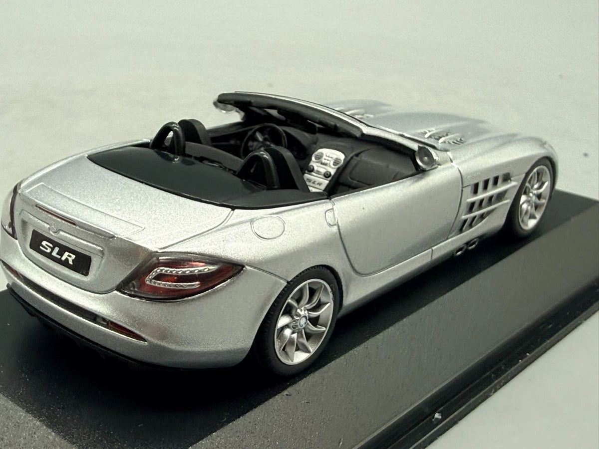 Modellautos 1:43 Minichamps  Mercedes-Benz SLR McLaren Roadster mit OVP