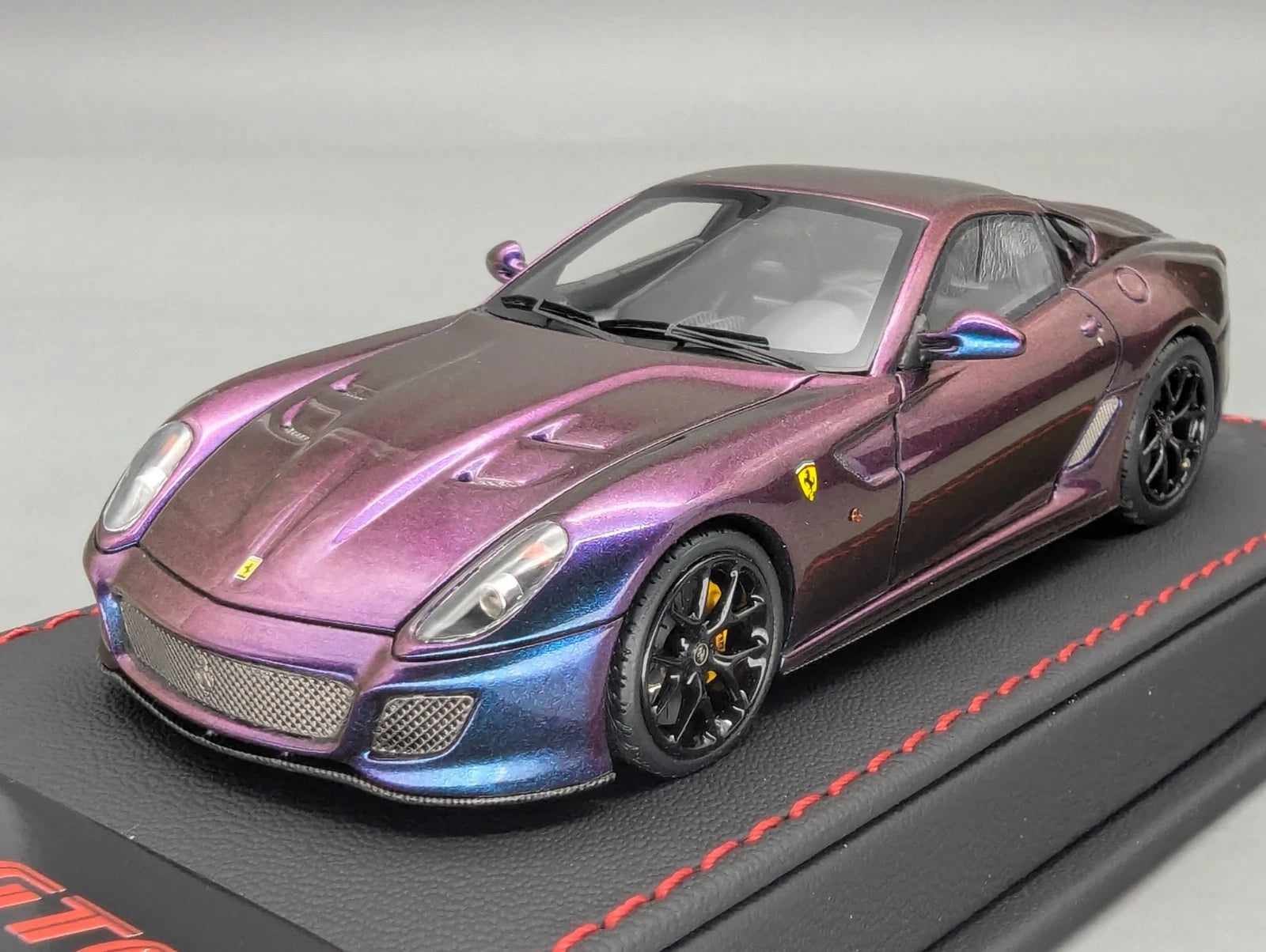 Modellautos 1:43 BBR Executive Calsito Ferrari 599 GTO Chameleon Ltd 04/20 OVP