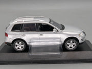 Modellautos 1:43 Minichamps Volkswagen VW Touareg Silber Metallic mit Dealer OVP