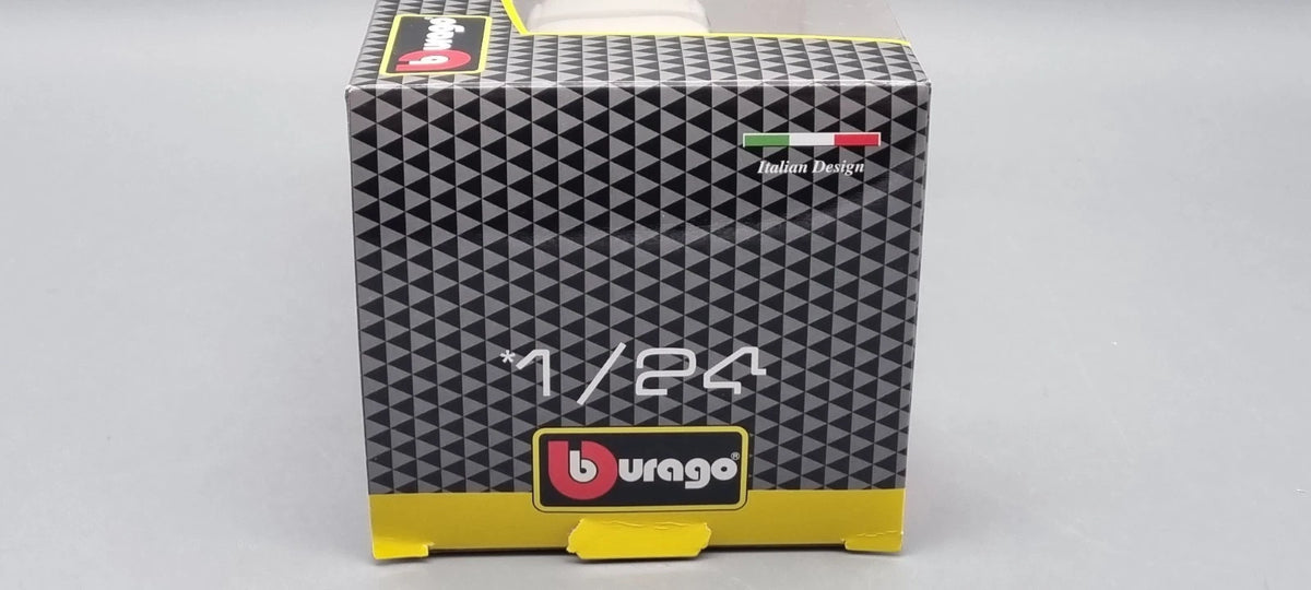 Modellautos 1:24 Bburago Fiat 500e weiß 2023 OVP