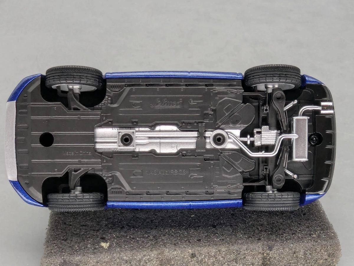 Modellautos 1:43 Schuco Audi RS Q3 Sepang Blau Metallic mit Dealer OVP