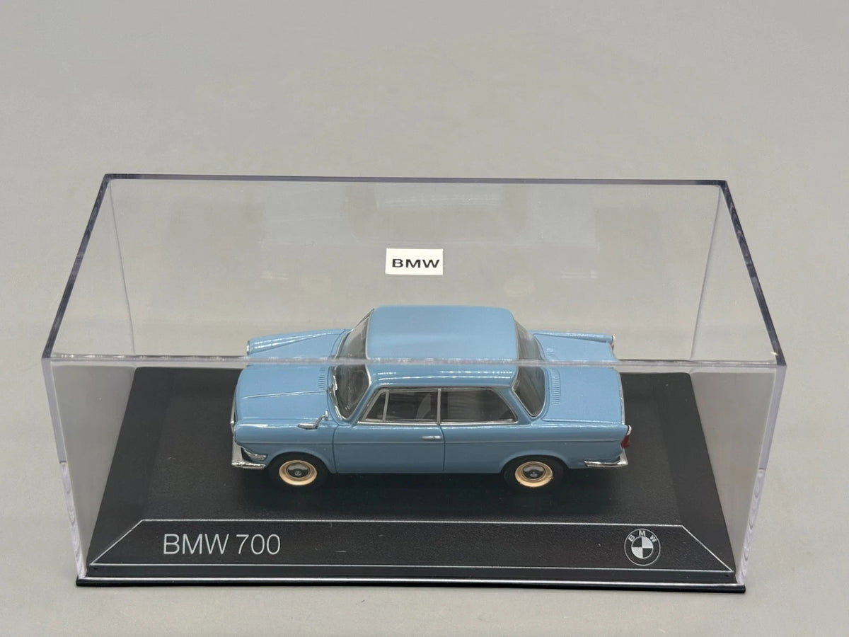 Modellautos 1:43 Minichamps BMW 700 mit OVP