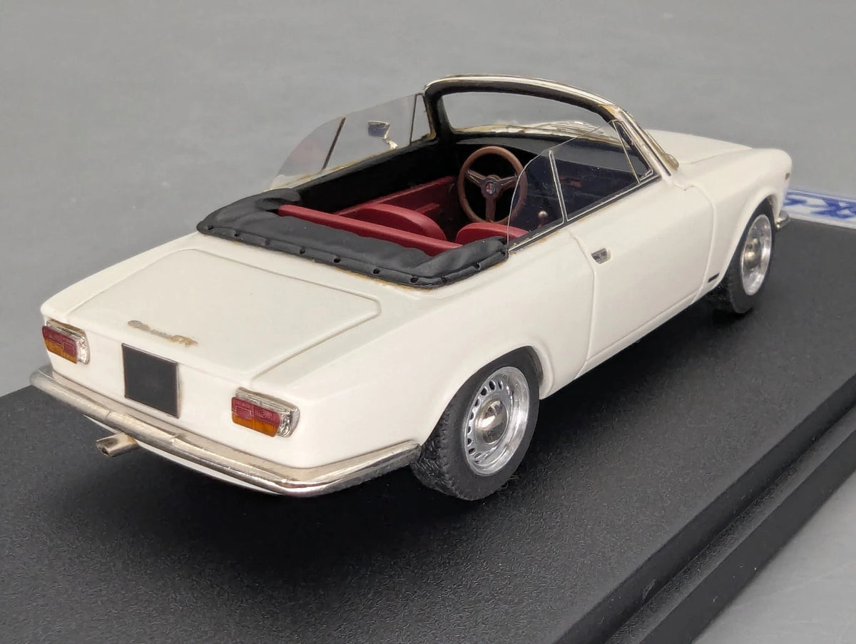 Modellautos 1:43 Looksmart Alfa Romeo Giulia Cabrio 1600 GTC 1964 White mit OVP