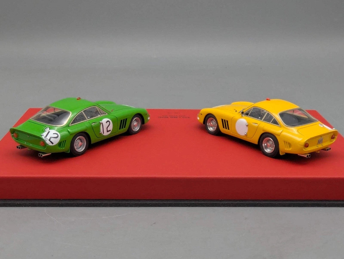 Modellautos 1:43 BBR Ferrari 330 LMB RHD Ltd 01/03 2-tlg Set mit Vitrine und OVP