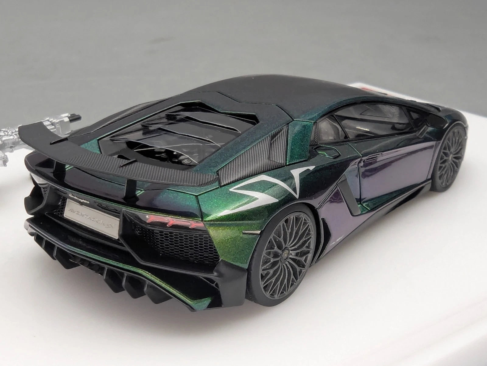 Eidolon Make Up 1:43 Lamborghini Aventador LP750-4 SV 2015 Engine Set 06/30 OVP