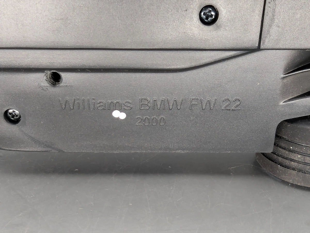 Modellautos 1:18 Minichamps Williams BMW F1 FW22 2000 #5 Launch Car OVP