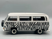 Modellautos 1:18 Schuco Volkswagen T2a Bus Safari mit OVP