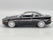 Modellautos 1:24 Schabak BMW 850i Schwarz mit OVP