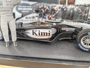 Modellautos 1:18 Hot Wheels Racing McLaren Mercedes 2003 GP #6  Raikkonen OVP