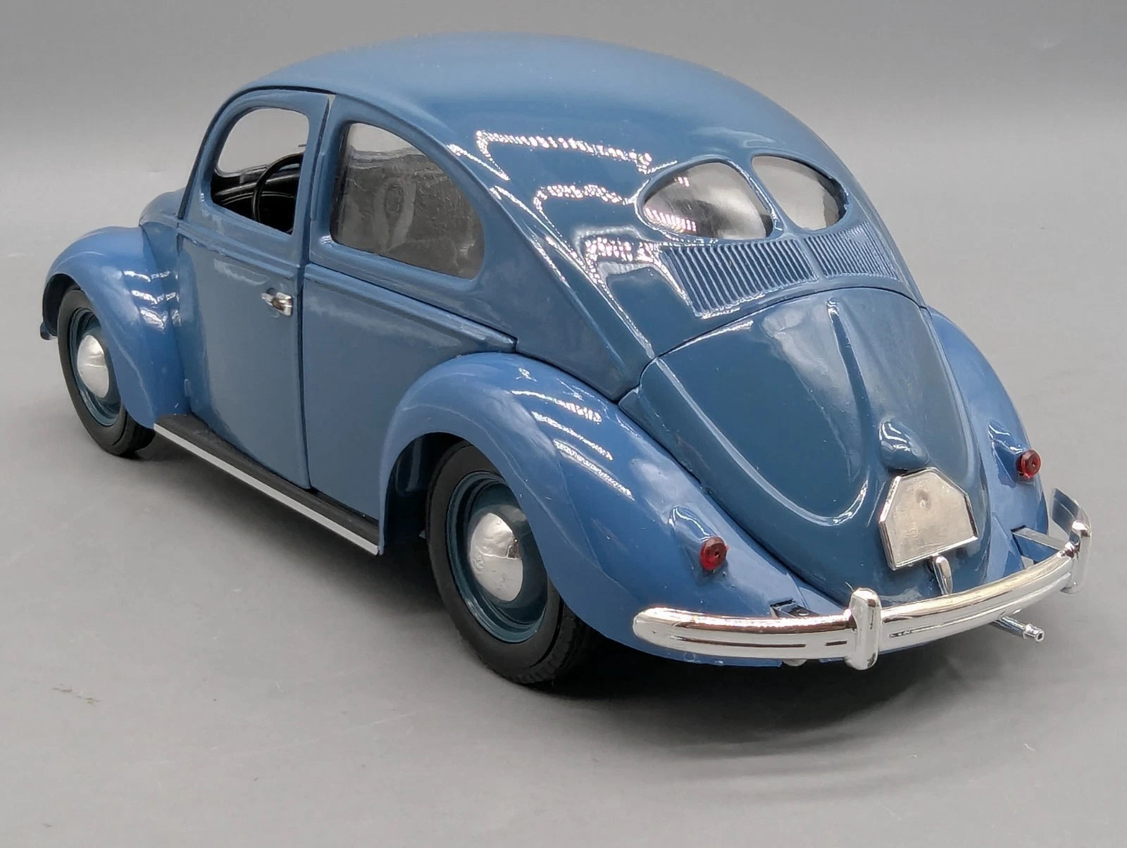 Modellautos 1:17 nicht 1:18 Solido Volkswagen VW Käfer Coccinelle Berline OVP