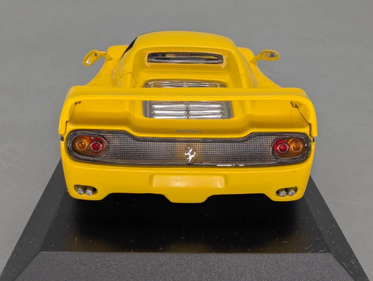 Modellautos 1:43 Minichamps Ferrari F50 1995 Yellow mit OVP