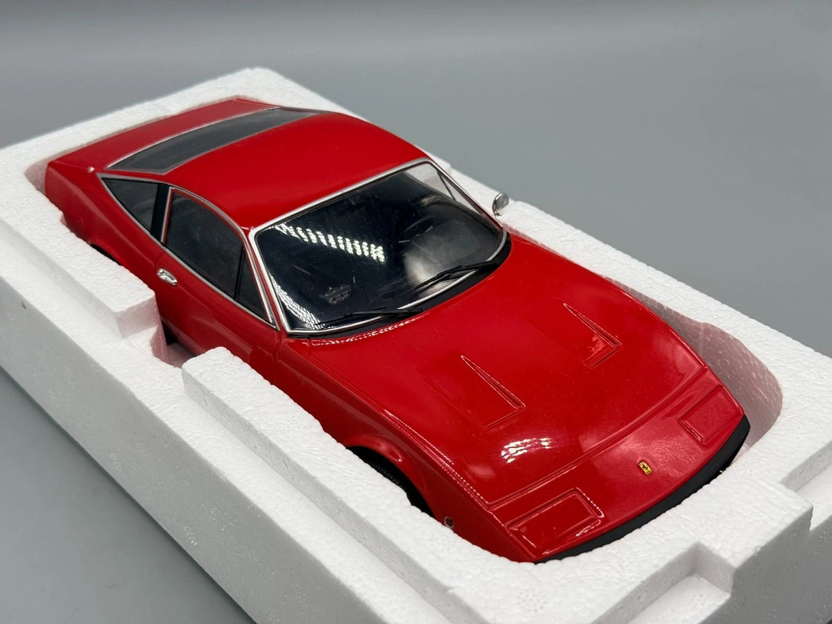 Modellautos 1:18 KK-Scale Ferrari 365 GTC4 mit OVP