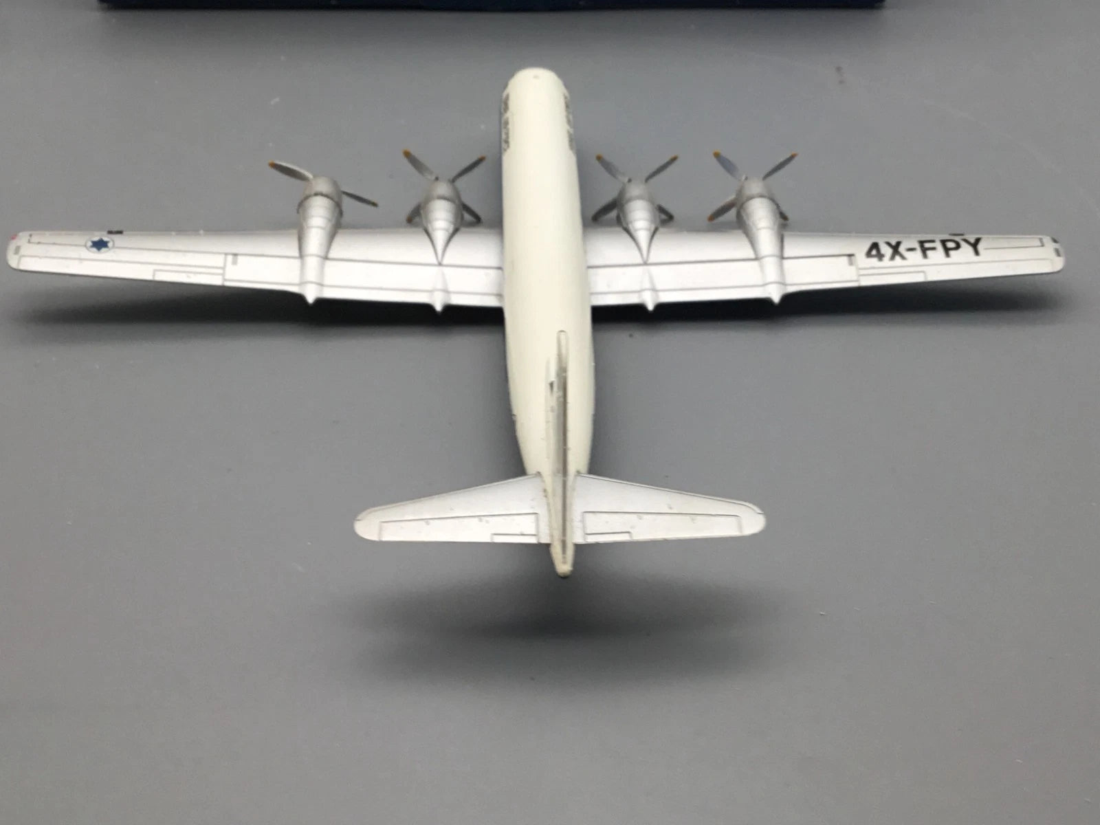 Flugzeugmodell 1:200 HM Hobbymaster Boeing 377 Israel Air Force Massada 1960 OVP