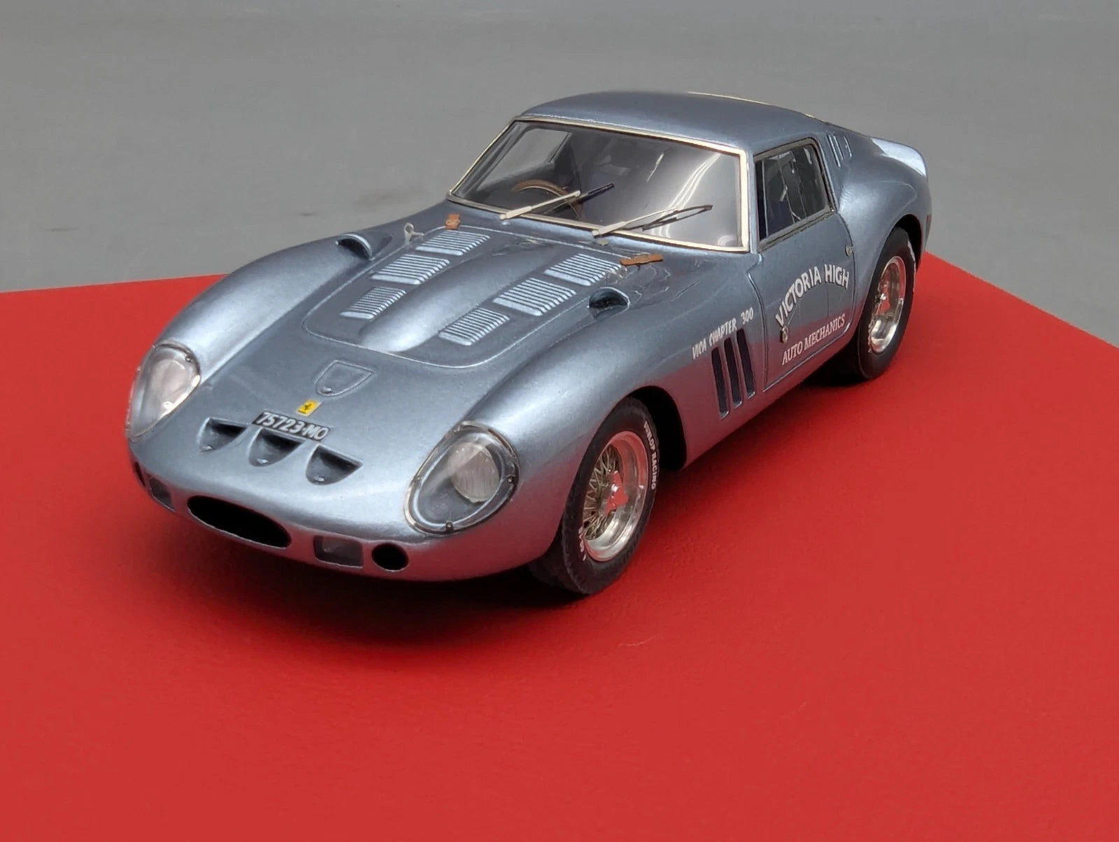 Modellautos 1:43 BBR  Ferrari 250 GTO S/N 3589 Set 2-tlg. 2/5 OVP
