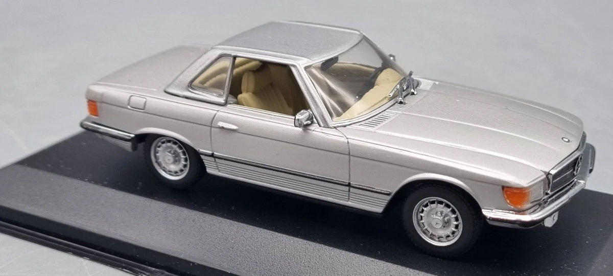 Modellautos 1:43 Minichamps Mercedes-Benz 350 SL W107 Cabriolet silber OVP