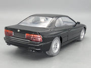 Modellautos 1:24 Schabak BMW 850i Schwarz mit OVP