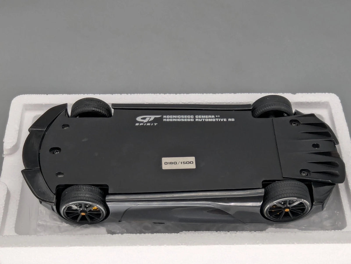 Modellautos 1:18 GT Spirit GT374 KGG Königsegg Gemera Grau mit OVP