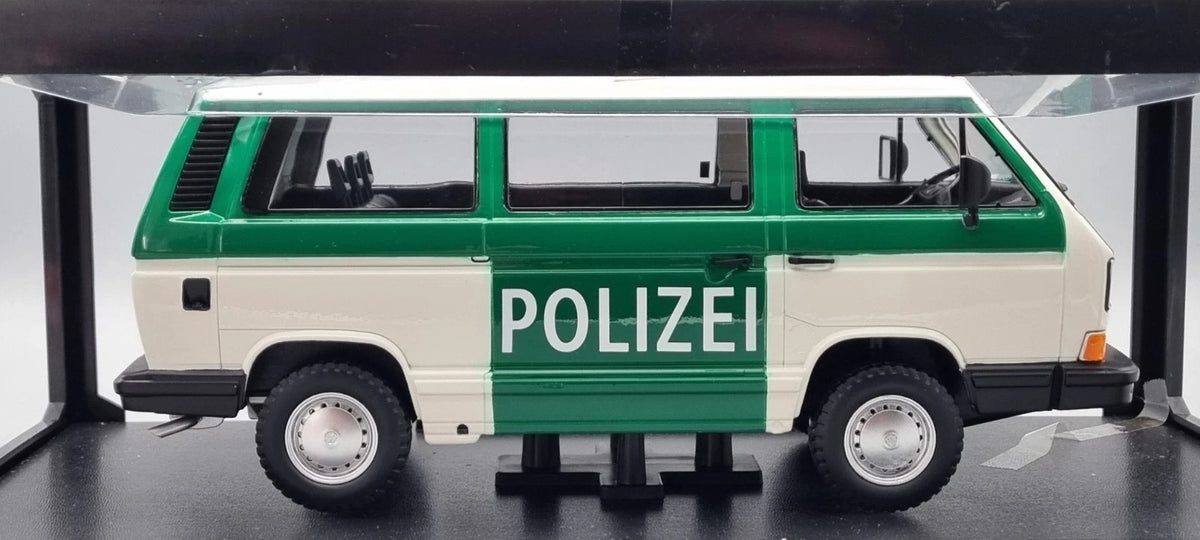 Modellautos 1:18 KK Scale VW Bus T3 Syncro Polizei OVP